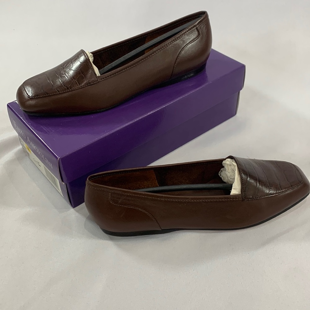 NEW! Enzo Angiolini Liberty Loafer Dark Cognac Softique Size 6.5